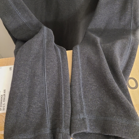 Banana Republic Men's Quarter Zip Sweater Size Large - Picture 10 of 12